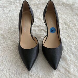 Nine West Black Pointed Toe Pumps Size 6.5.